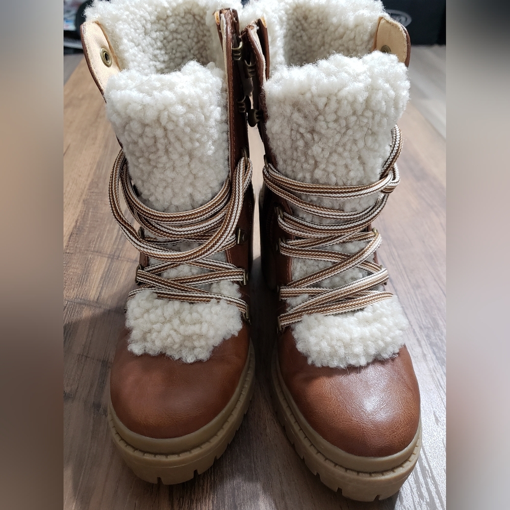 Universal Thread Brown Shearling Boots - image 3